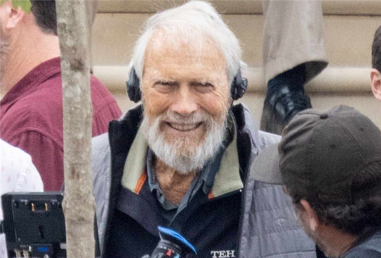 Clint Eastwood, 93, With A Massive Beard – This Is What The Cinema ...