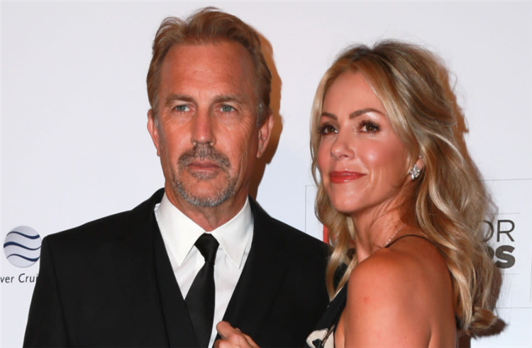 Yellowstones Kevin Costner ‘hit It Off With Singer Jewel Following